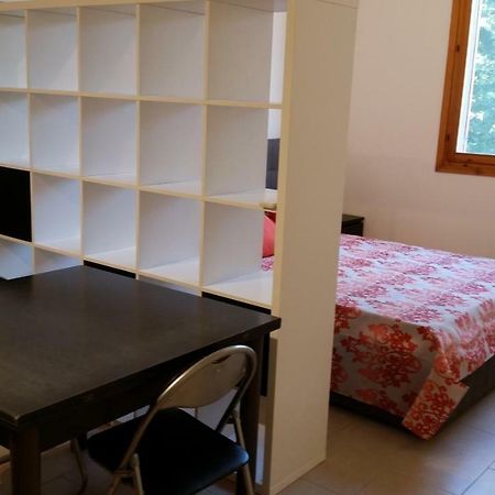 Villa Bologna Studio Flat 111 Via Francesco Zanardi Extérieur photo