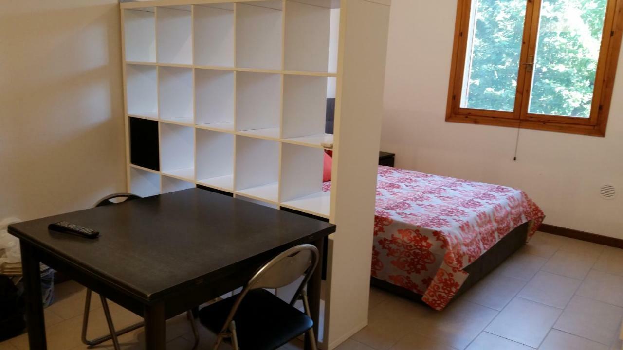 Villa Bologna Studio Flat 111 Via Francesco Zanardi Extérieur photo
